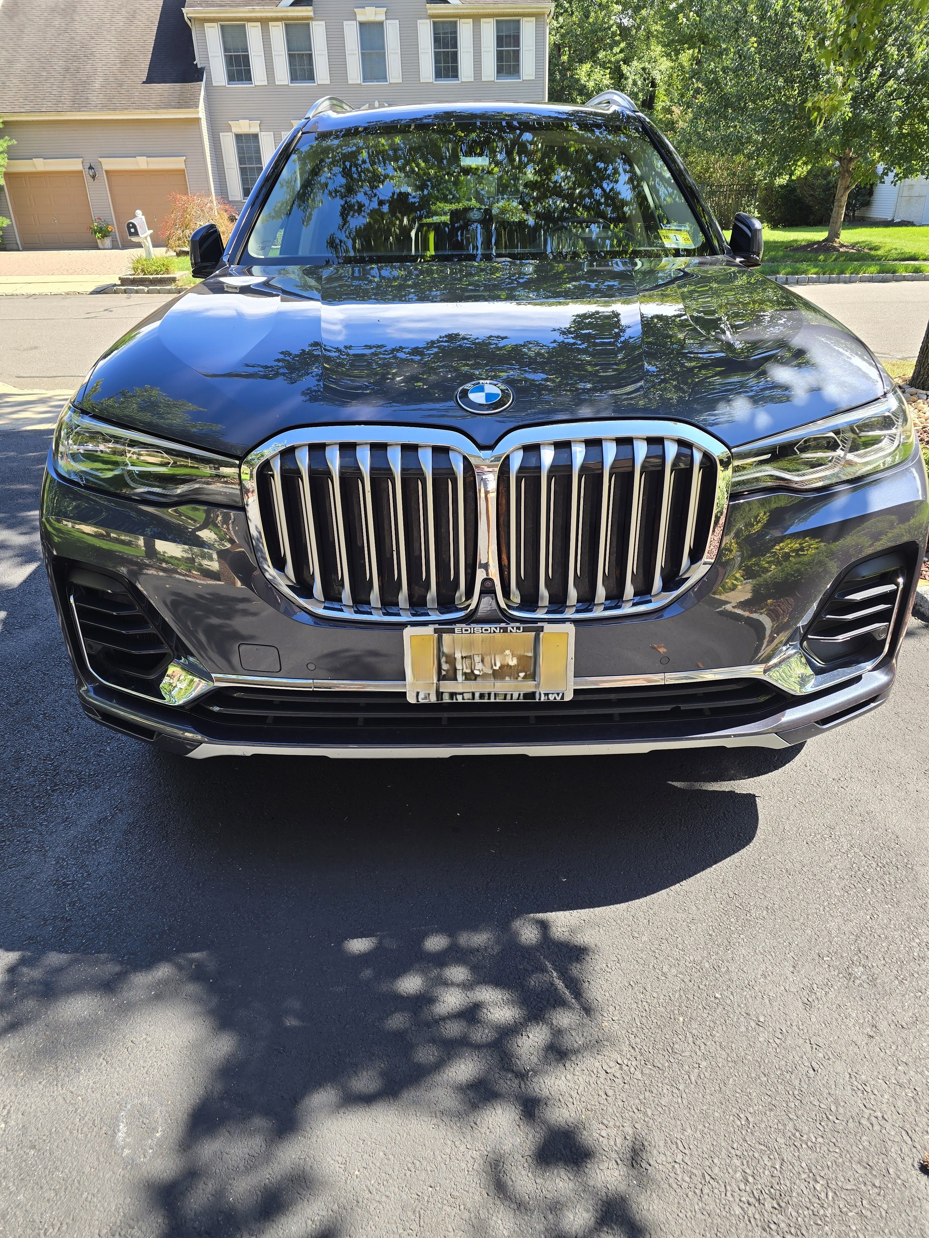 Used 2021 BMW X7 xDrive40i w/ Premium Package AWD/4WD image 1