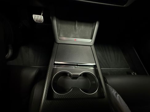 Used 2025 Tesla Model S Plaid image 10