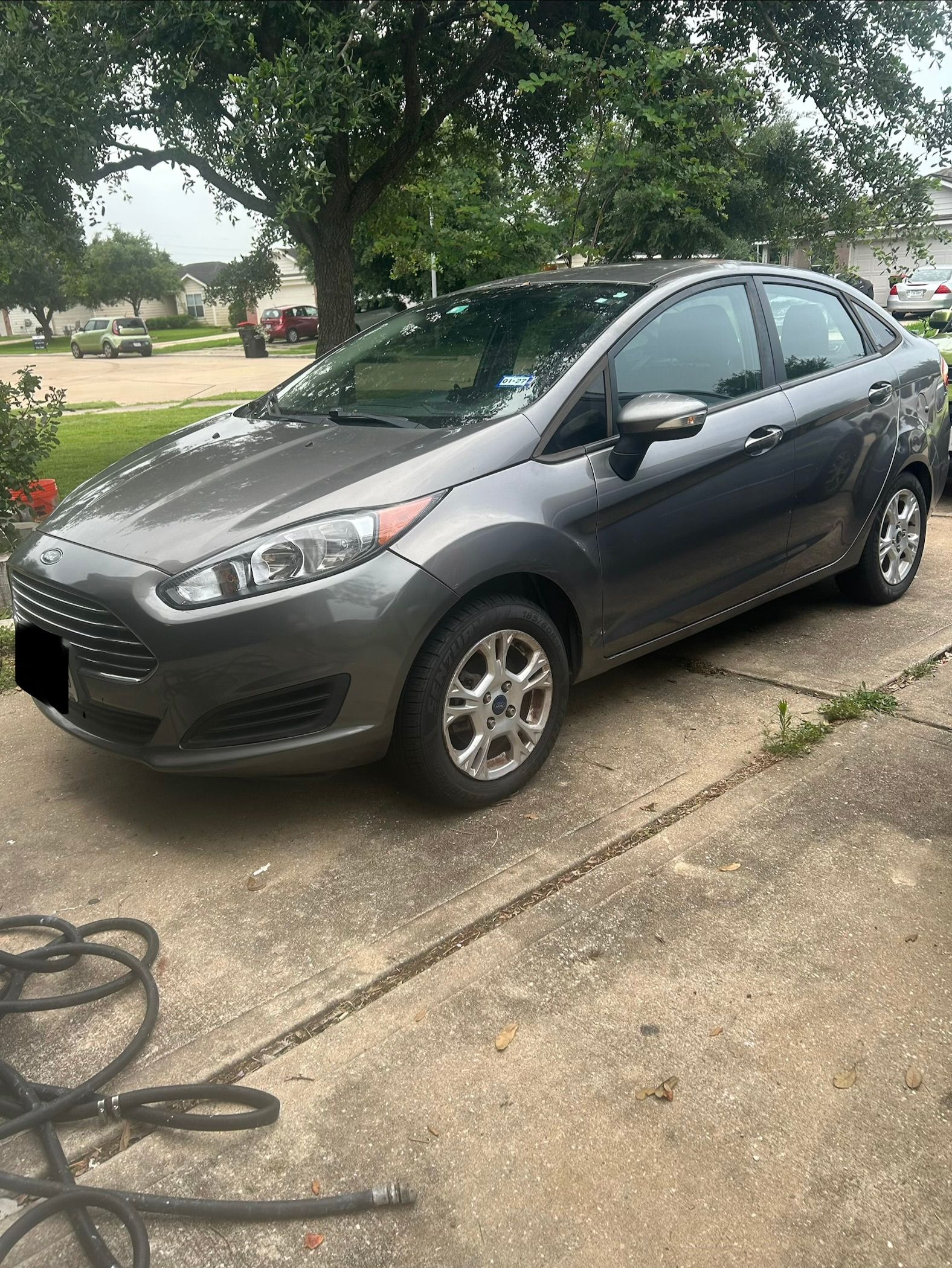 Used 2014 Ford Fiesta SE w/ Comfort Package FWD image 1