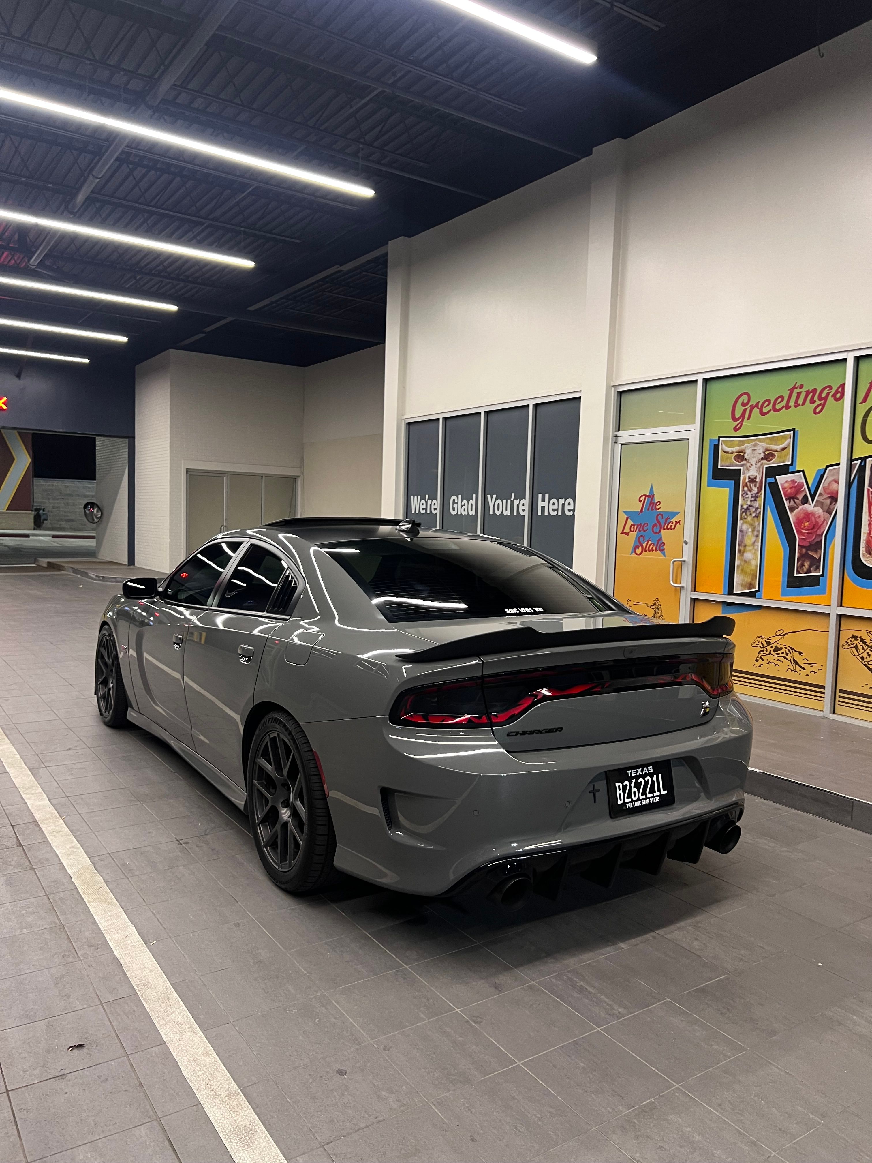 Used 2019 Dodge Charger Scat Pack w/ Plus Group RWD image 16