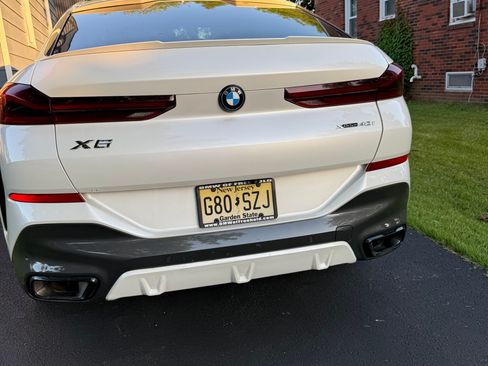 Used 2020 BMW X6 xDrive40i w/ M Sport Package AWD/4WD image 5