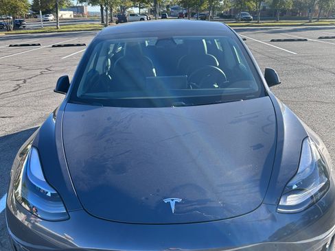 Used 2021 Tesla Model 3 Long Range image 4