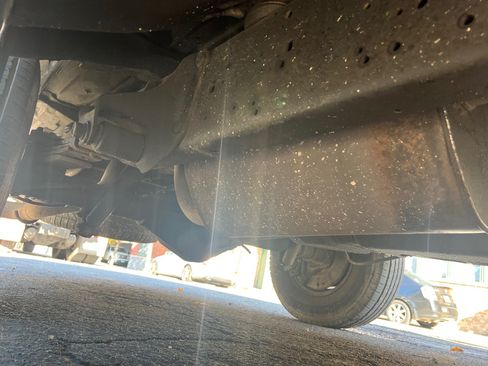 Used 2014 Ford E-350 and Econoline 350 XLT image 15