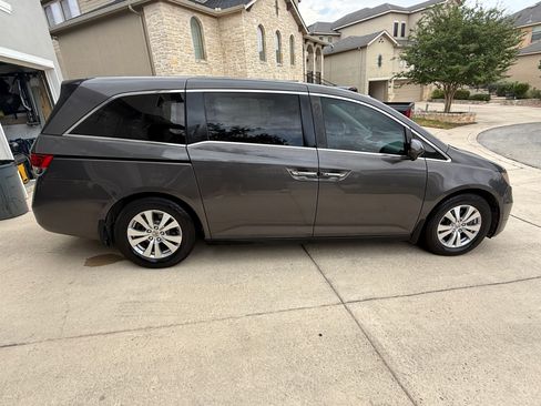 Used 2015 Honda Odyssey EX-L image 4