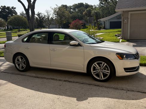 Used 2014 Volkswagen Passat 2.5 SE FWD image 5