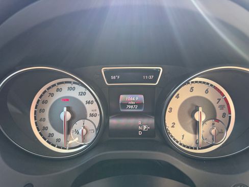 Used 2017 Mercedes-Benz GLA 250 4MATIC image 18