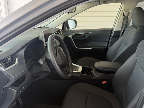 Used 2025 Toyota RAV4 LE image 2