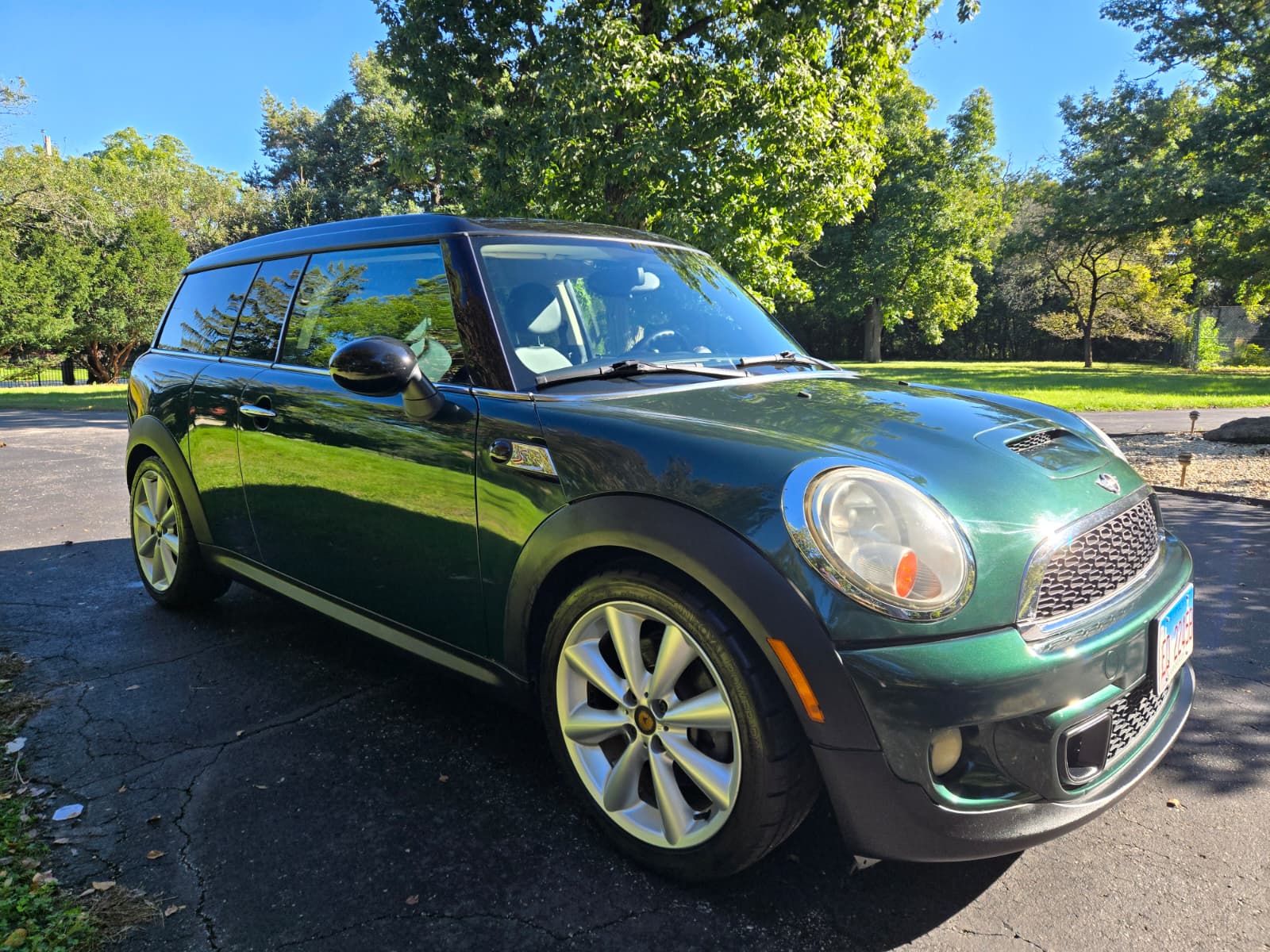 Used 2012 MINI Cooper Clubman S FWD image 2