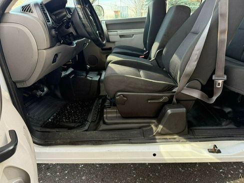 Used 2013 Chevrolet Silverado 2500 W/T image 15