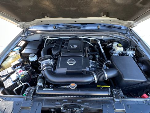 Used 2016 Nissan Frontier SV w/ SV Value Truck Package image 11