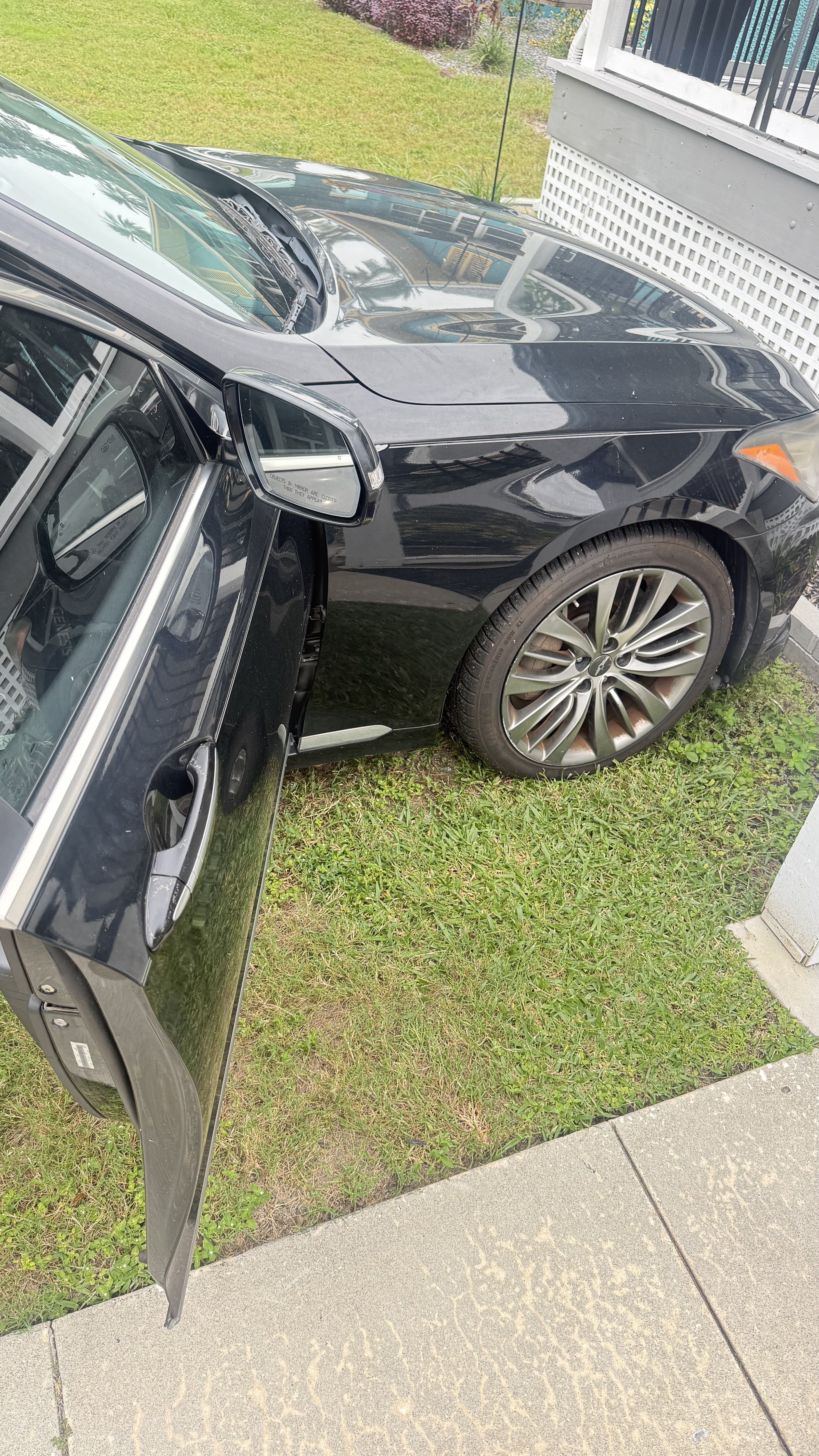 Used 2015 Hyundai Genesis 5.0 w/ Option Group 05 RWD image 6