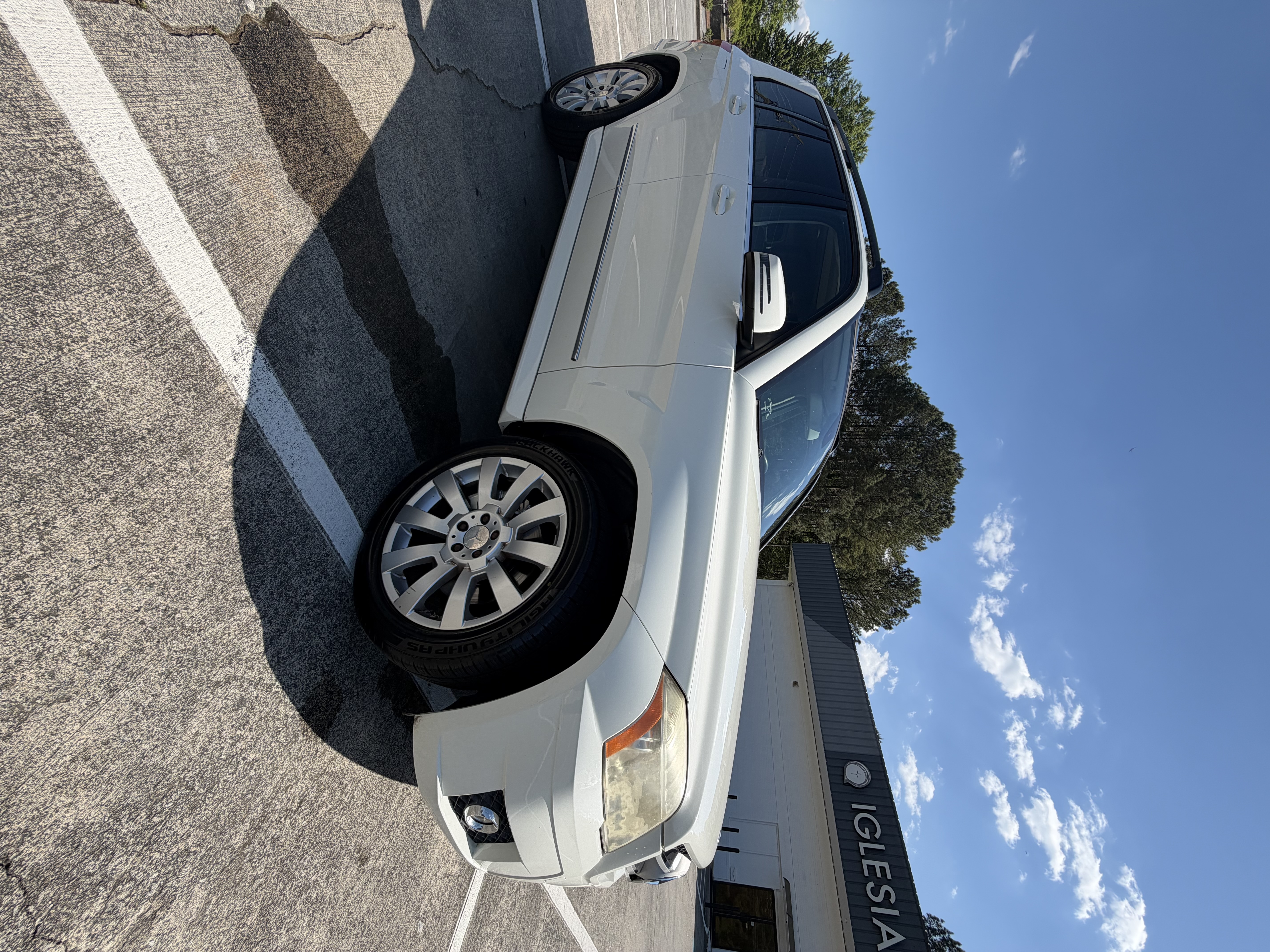 Used 2011 Mercedes-Benz GLK 350 2WD image 1