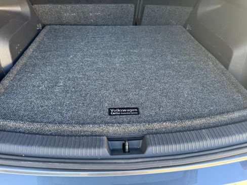 Used 2024 Volkswagen Atlas Cross Sport SE image 17