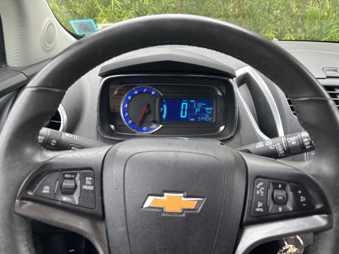 Used 2015 Chevrolet Trax LTZ AWD/4WD image 10