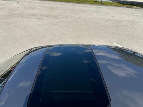 Used 2013 BMW 135i Coupe image 22