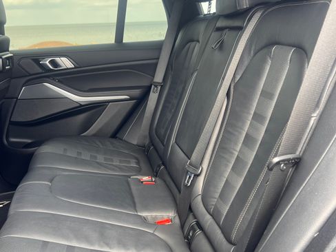 Used 2020 BMW X5 M50i AWD/4WD image 11