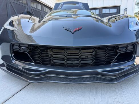 Used 2017 Chevrolet Corvette Z06 RWD image 4