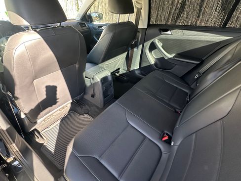 Used 2014 Volkswagen Jetta SE image 22