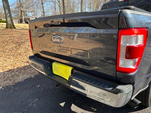 Used 2021 Ford F150 Lariat w/ Equipment Group 502A High image 9