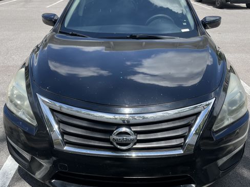 Used 2013 Nissan Altima 2.5 S image 1