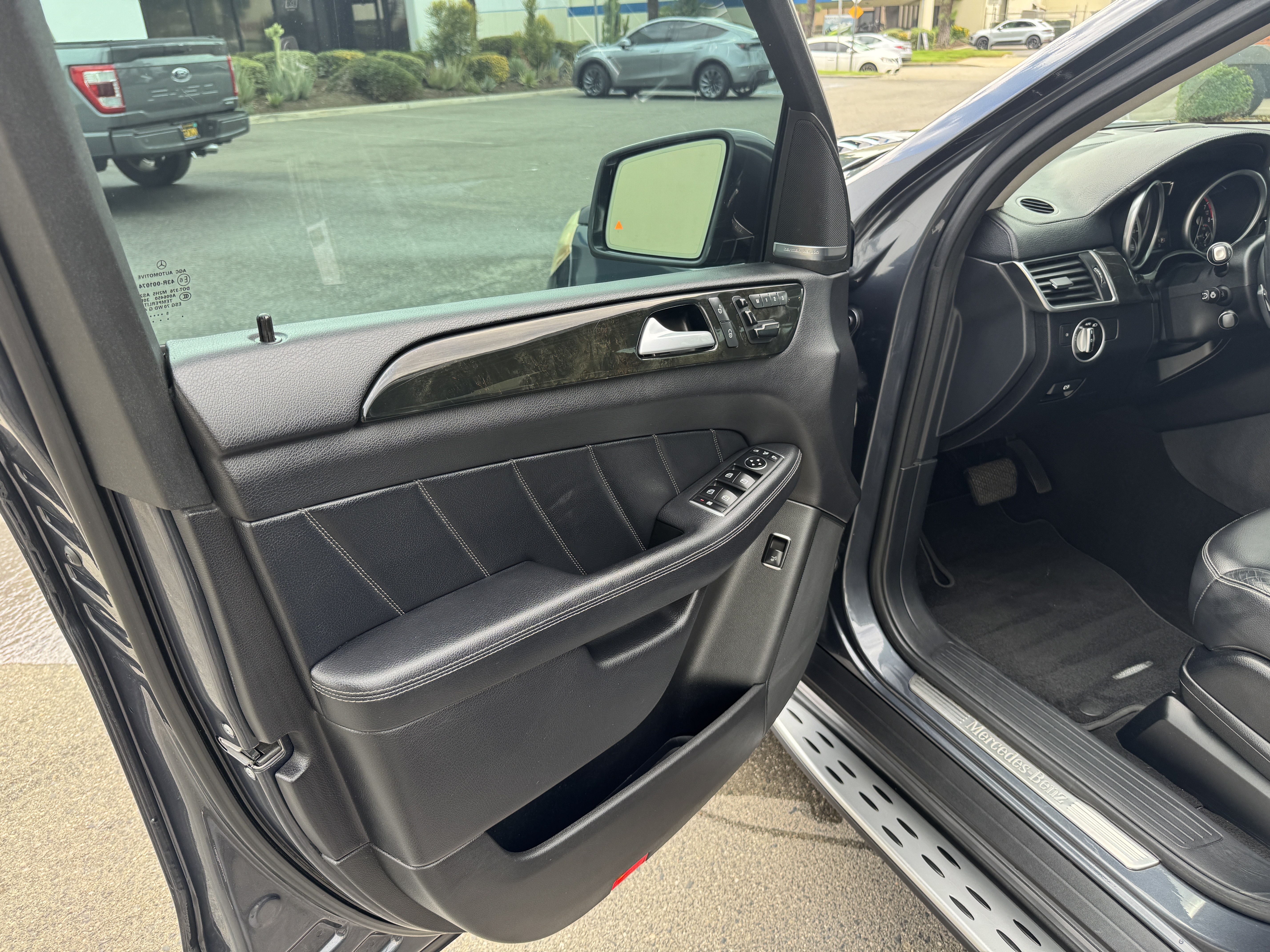 Used 2016 Mercedes-Benz GL 450 4MATIC image 12