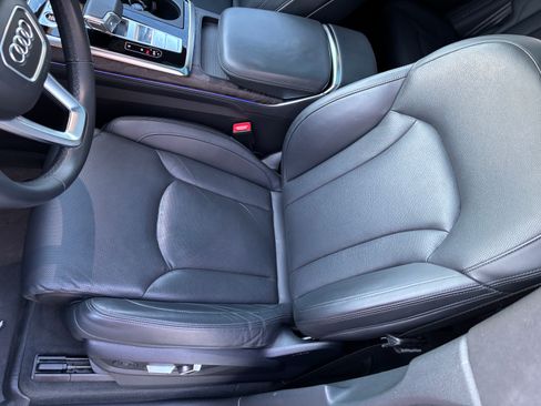 Used 2022 Audi Q8 Prestige image 14