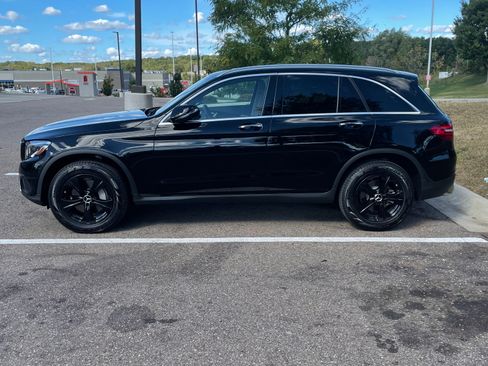 Used 2018 Mercedes-Benz GLC 300 4MATIC image 4