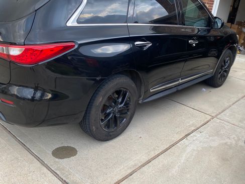 Used 2013 INFINITI JX35 FWD w/ Premium Pkg image 10