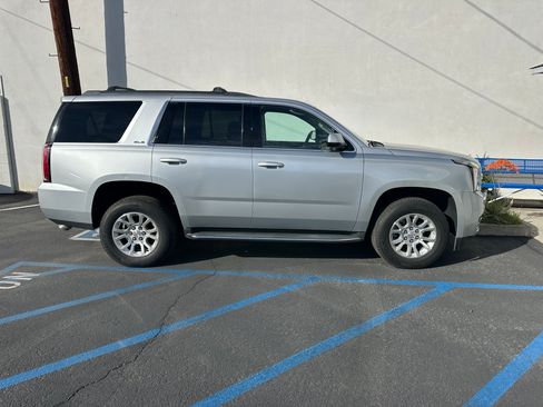 Used 2017 GMC Yukon SLE image 13