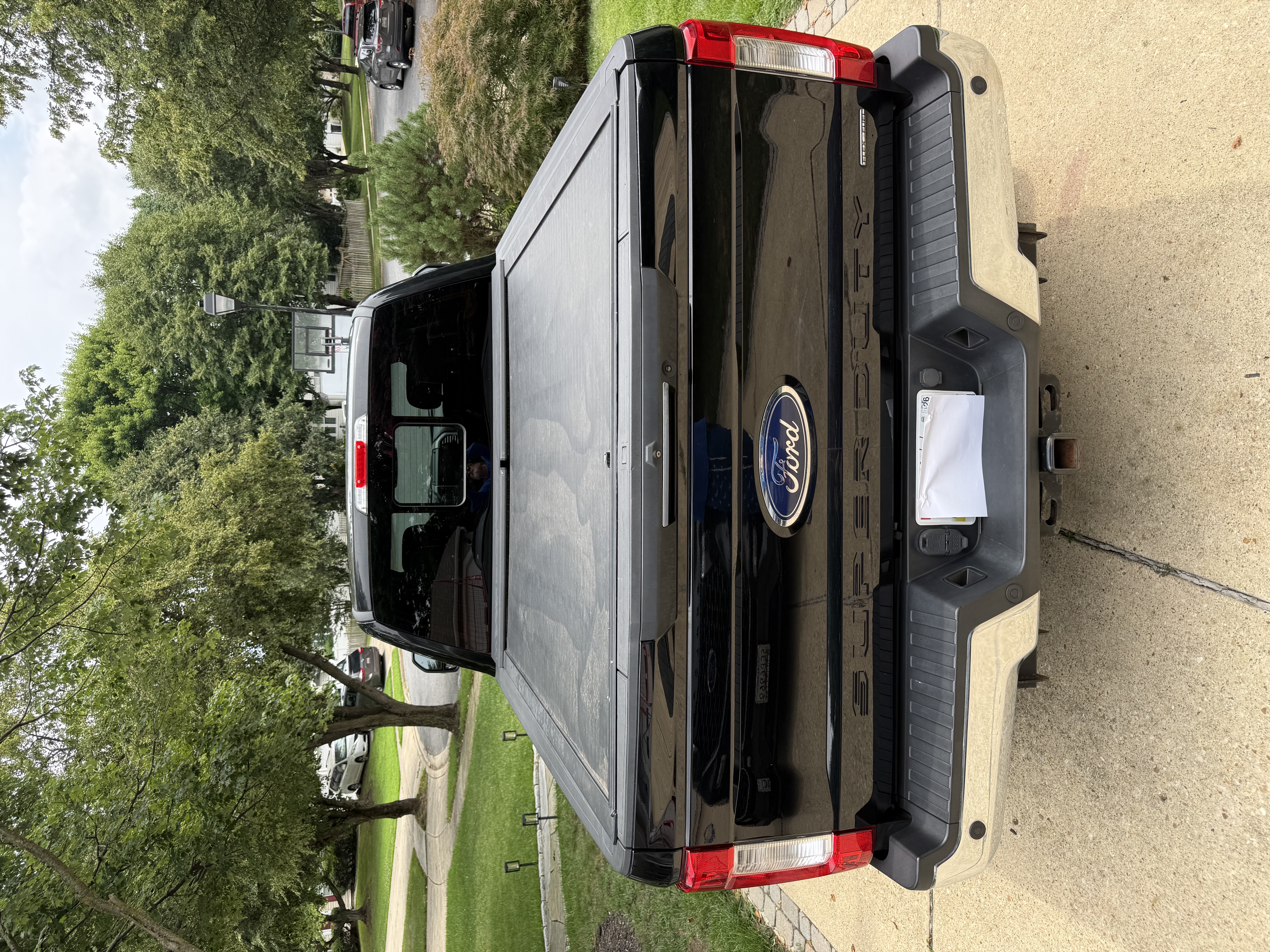 Used 2017 Ford F250 Lariat w/ Lariat Ultimate Package AWD/4WD image 14