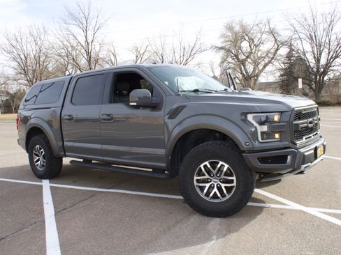 Used 2018 Ford F150 Raptor w/ Equipment Group 802A Luxury image 1