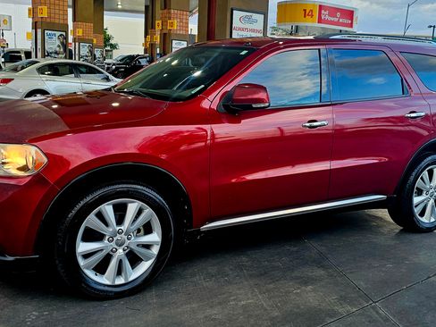 Used 2013 Dodge Durango Crew image 4