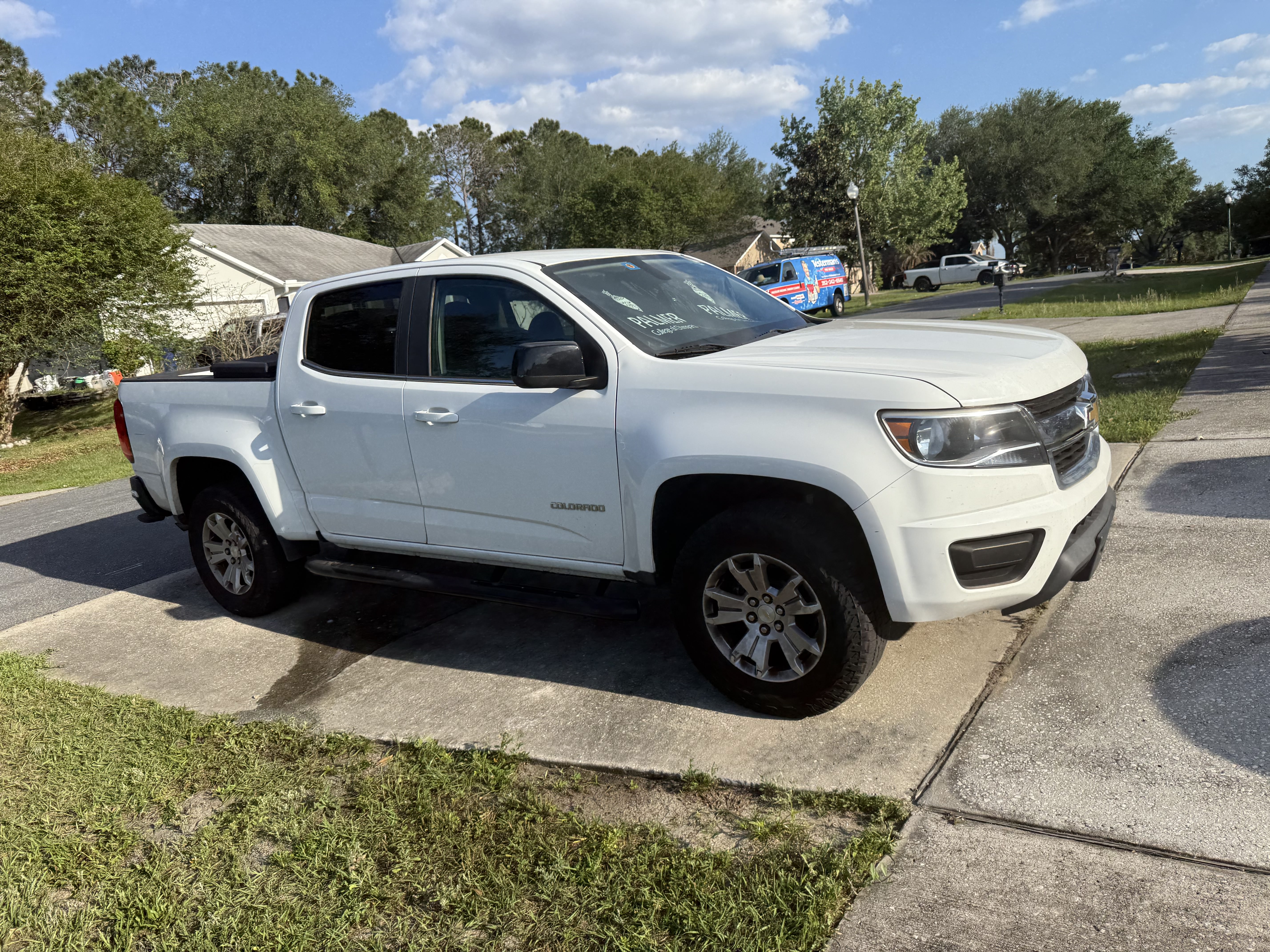Used 2019 Chevrolet Colorado LT RWD image 2
