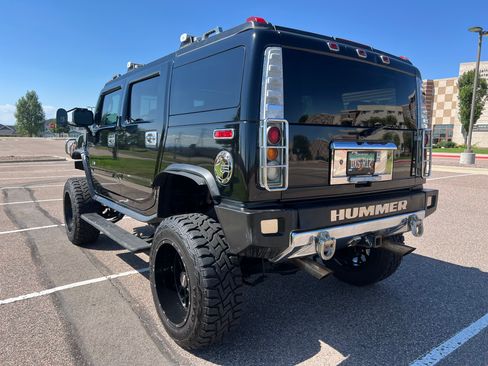 Used 2005 HUMMER H2 Luxury w/ Preferred Equipment Group image 4