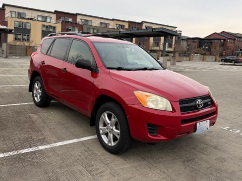 Used 2009 Toyota RAV4 4WD V6 image 2