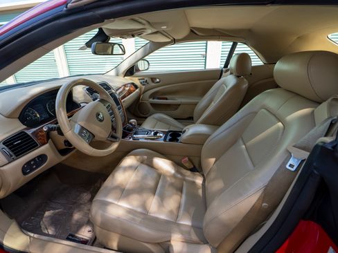 Used 2008 Jaguar XK Convertible RWD image 11