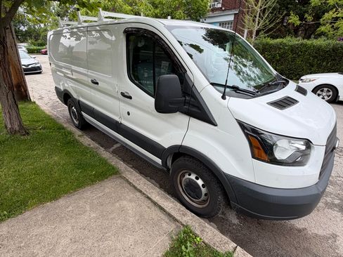 Used 2016 Ford Transit 150 130 Low Roof RWD image 1