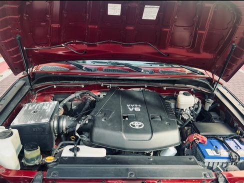 Used 2008 Toyota FJ Cruiser Sport Utility 2D w/ Upgrade Pkg 1 image 9