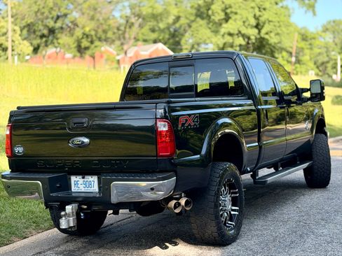 Used 2014 Ford F250 Lariat w/ Chrome Package AWD/4WD image 13