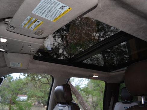 Used 2020 Ford F150 Limited w/ Trailer Tow Package image 29