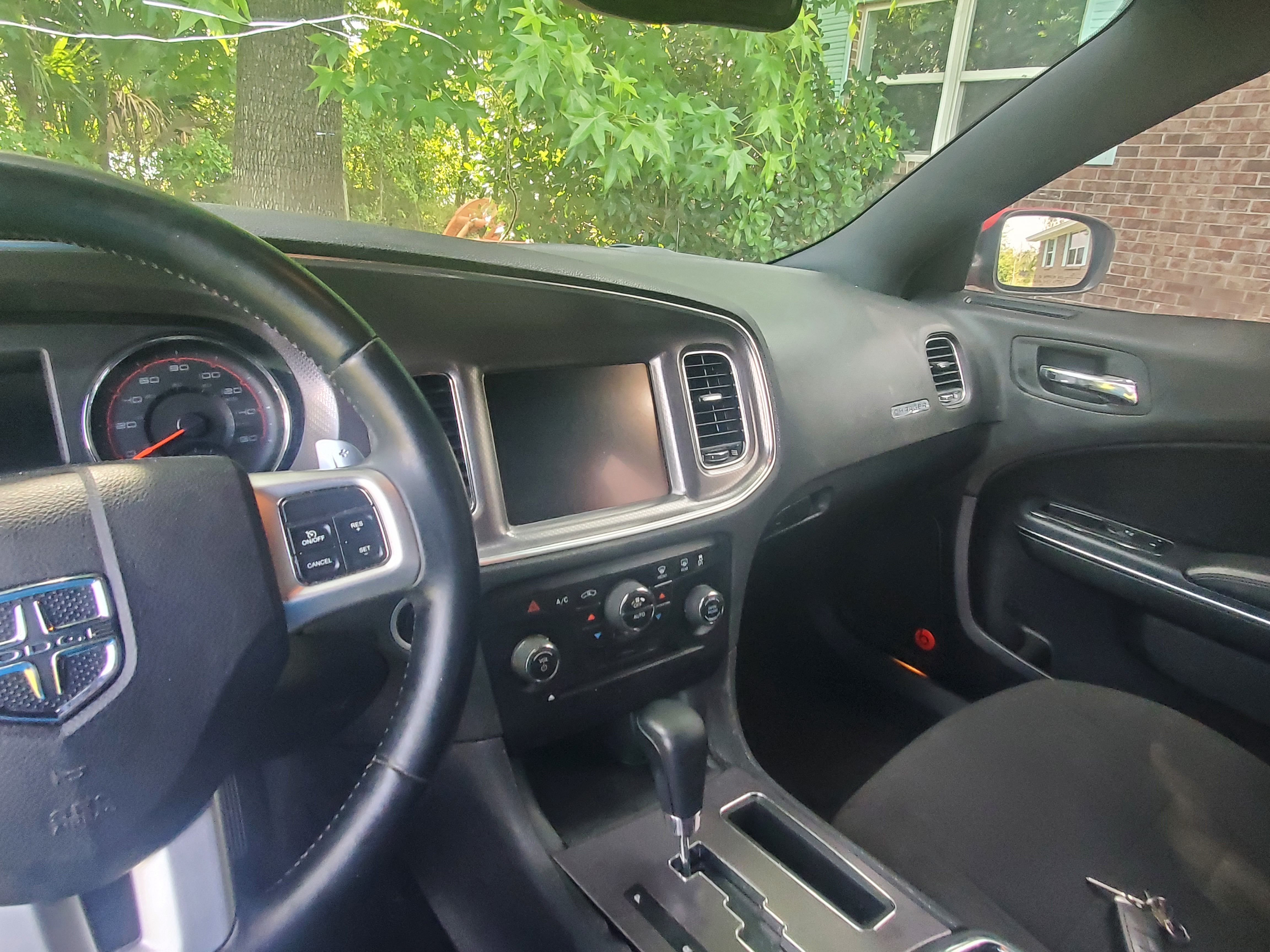 Used 2014 Dodge Charger R/T w/ Blacktop Package RWD image 10