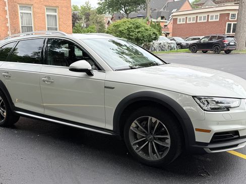 Used 2019 Audi A4 2.0T allroad Premium Plus w/ Premium Plus Package AWD/4WD image 6