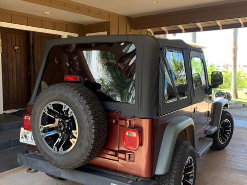 Used 2002 Jeep Wrangler Sport AWD/4WD image 2
