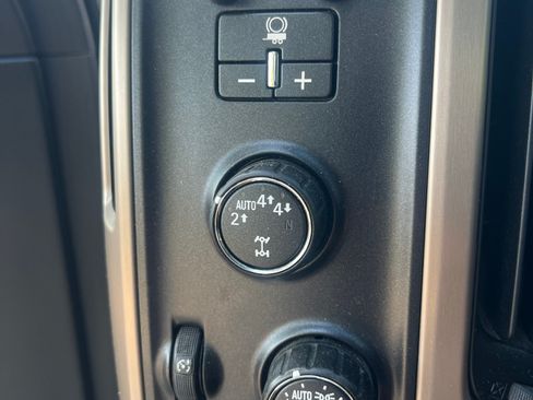 Used 2017 GMC Sierra 1500 Denali AWD/4WD image 23