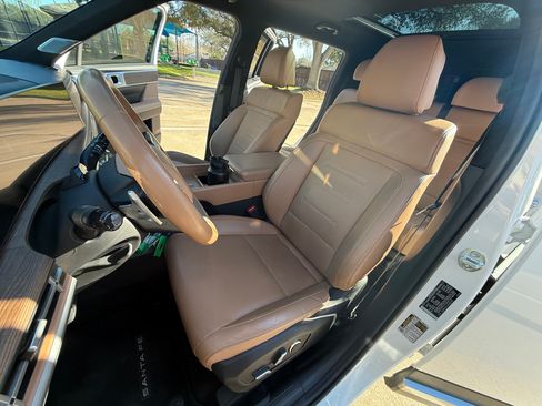 Used 2024 Hyundai Santa Fe Limited image 15