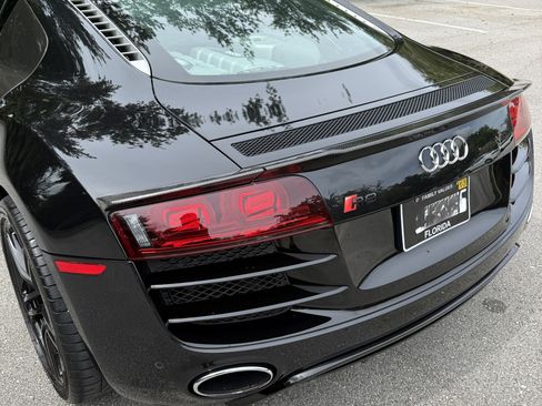 Used 2011 Audi R8 V10 AWD/4WD image 5