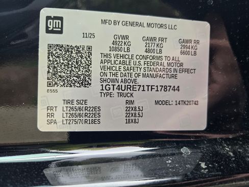 Used 2026 GMC Sierra 2500 Denali w/ Technology Package image 24