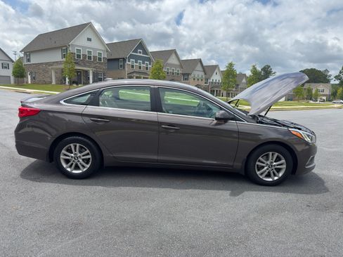 Used 2017 Hyundai Sonata SE FWD image 16