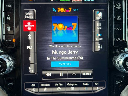 Used 2020 RAM 1500 Laramie image 16