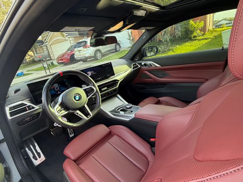 Used 2025 BMW M440i Coupe RWD image 29